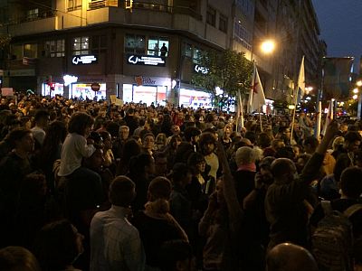 17-10-16 LumesNuncaMaisOurense03.jpeg